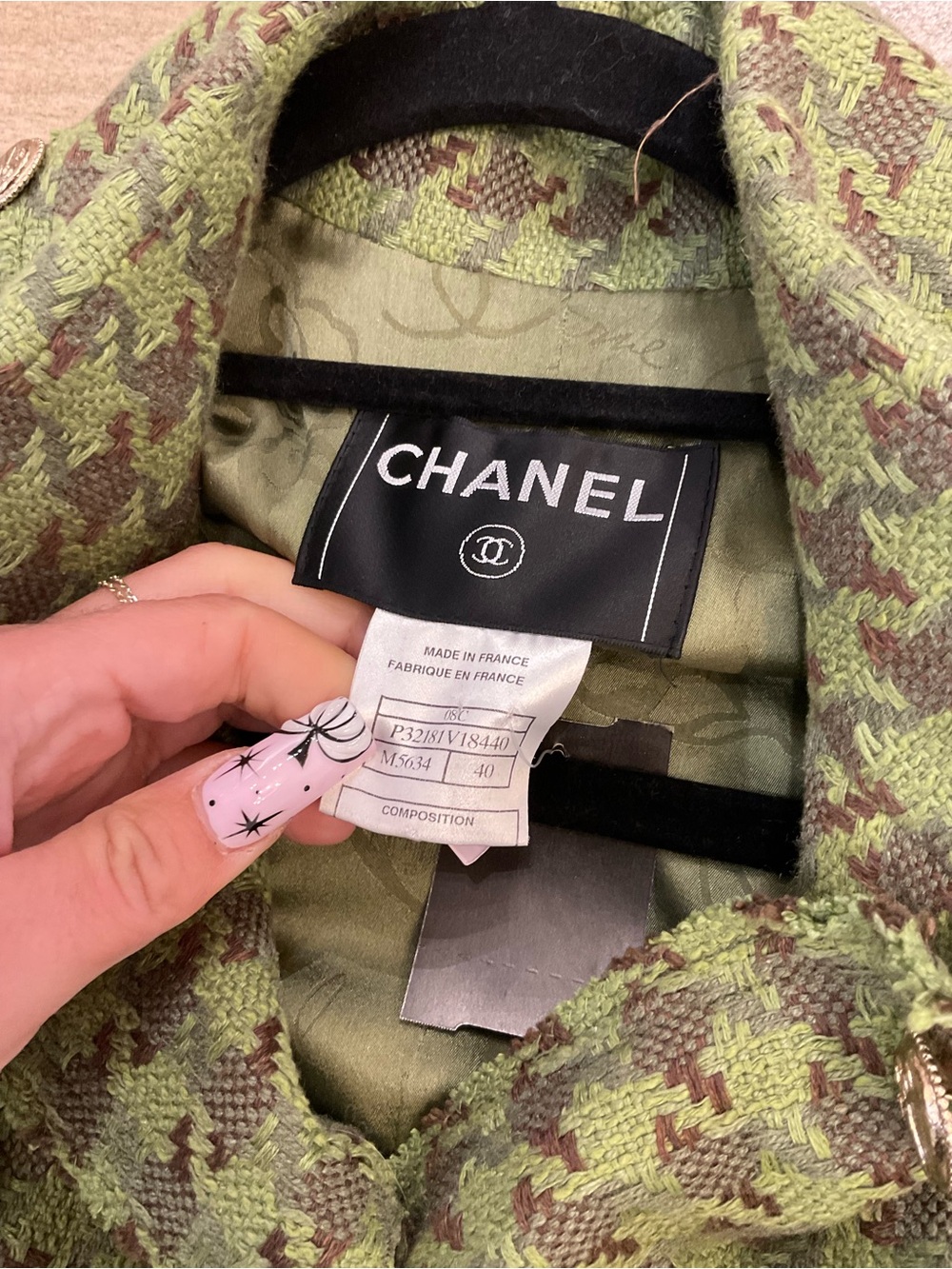 Chanel Jacket - Picture 5 of 6